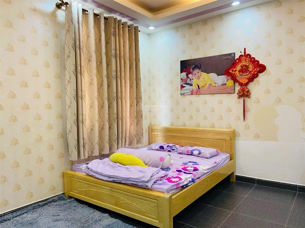Cần bán căn biệt thự tâm huyết 7x18.5m2 cạnh công viên và hồ bơi the oasis. sẵn hđ thuê 16tr/tháng.