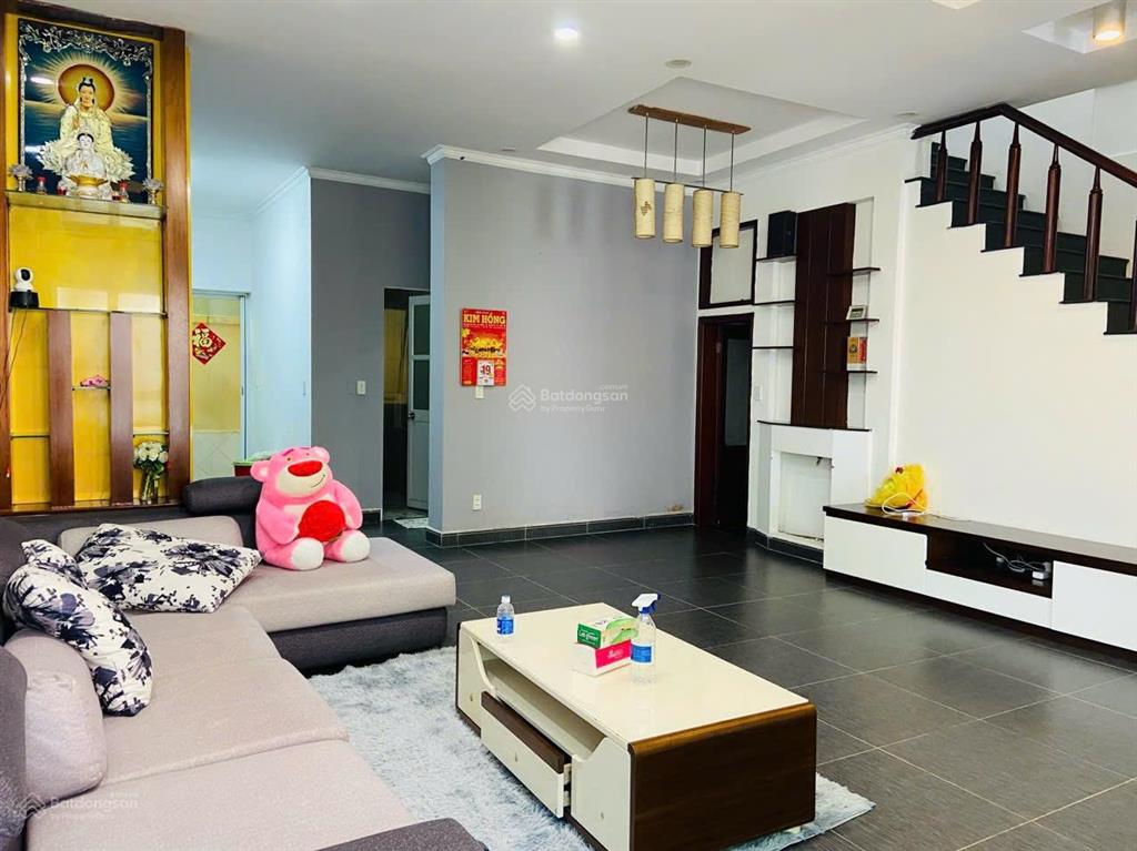 Cần bán căn biệt thự tâm huyết 7x18.5m2 cạnh công viên và hồ bơi the oasis. sẵn hđ thuê 16tr/tháng.