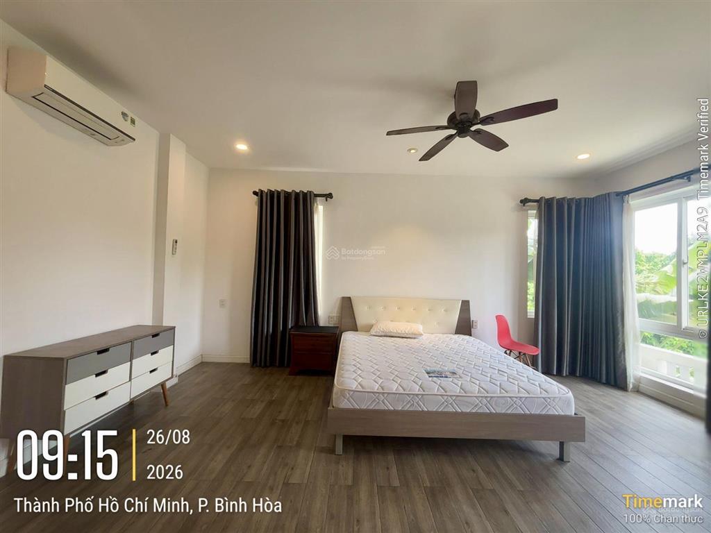 Cần cho thuê căn biệt thự song lập 300m2 làng chuyên gia the oasis. cạnh aeon, sân gôn sông bé