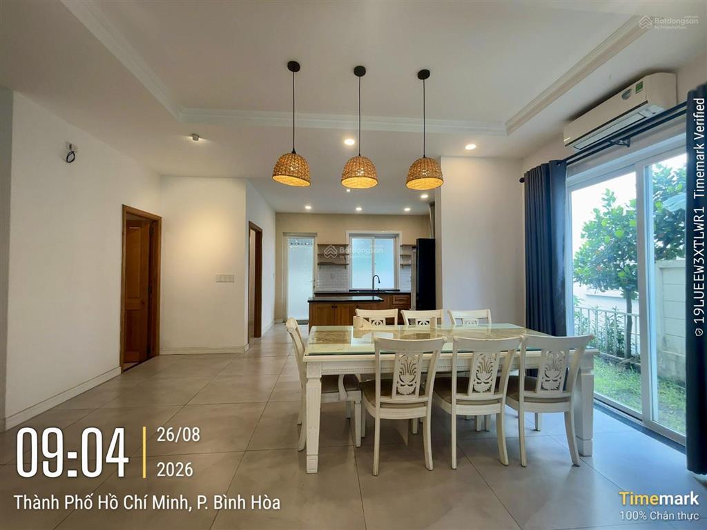 Cần cho thuê căn biệt thự song lập 300m2 làng chuyên gia the oasis. cạnh aeon, sân gôn sông bé