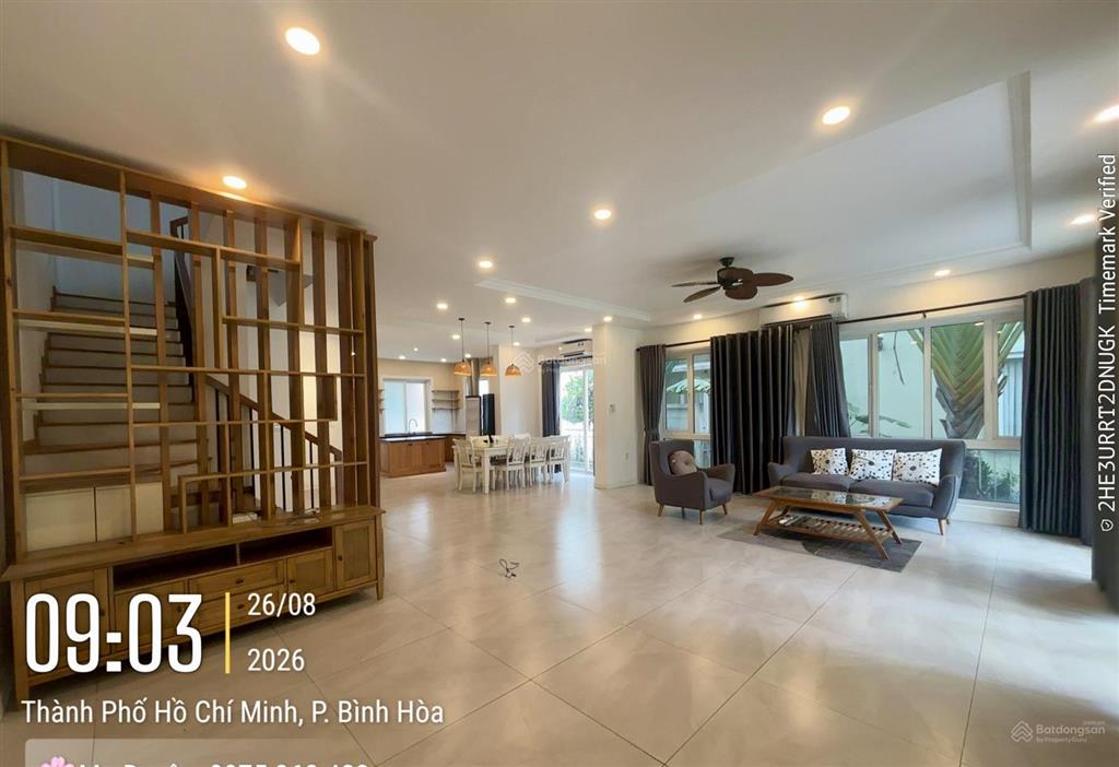 Cần cho thuê căn biệt thự song lập 300m2 làng chuyên gia the oasis. cạnh aeon, sân gôn sông bé