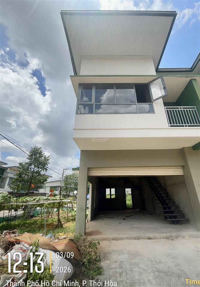 Hot cần bán góc hai mặt tiền 155,8m2 khu oasis city  cạnh trường đại học việt đức.  0975 362 ***
