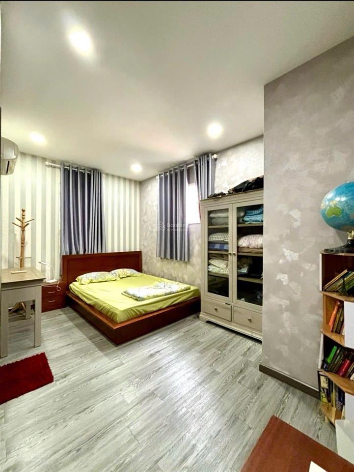Bán căn biệt thự song lập 10x18.5m2 gần công viên làng chuyên gia the oasis. cạnh aeon, sân gôn sb