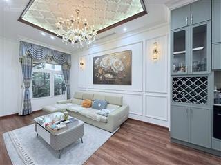 Cần bán căn biệt thự tâm huyết 7m cạnh công viên và hồ bơi the oasis. nhà mới đẹp  0975 362 ***.