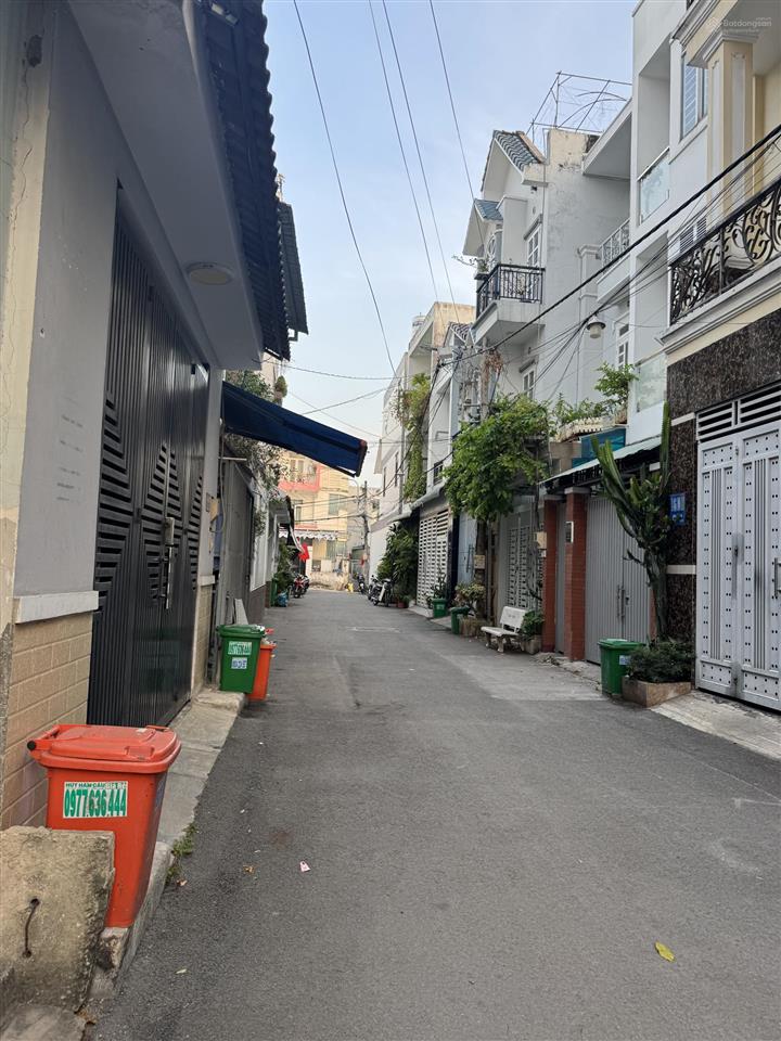 Chủ ngộp bán lỗ 600tr  nhà ở q9 hẻm xe hơi cạnh lê văn việt, uỷ ban phường