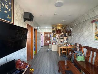 Bán căn 2pn chung cư linh tây sổ sẵn giá 3,3 tỷ sát mặt tiền phạm văn đồng