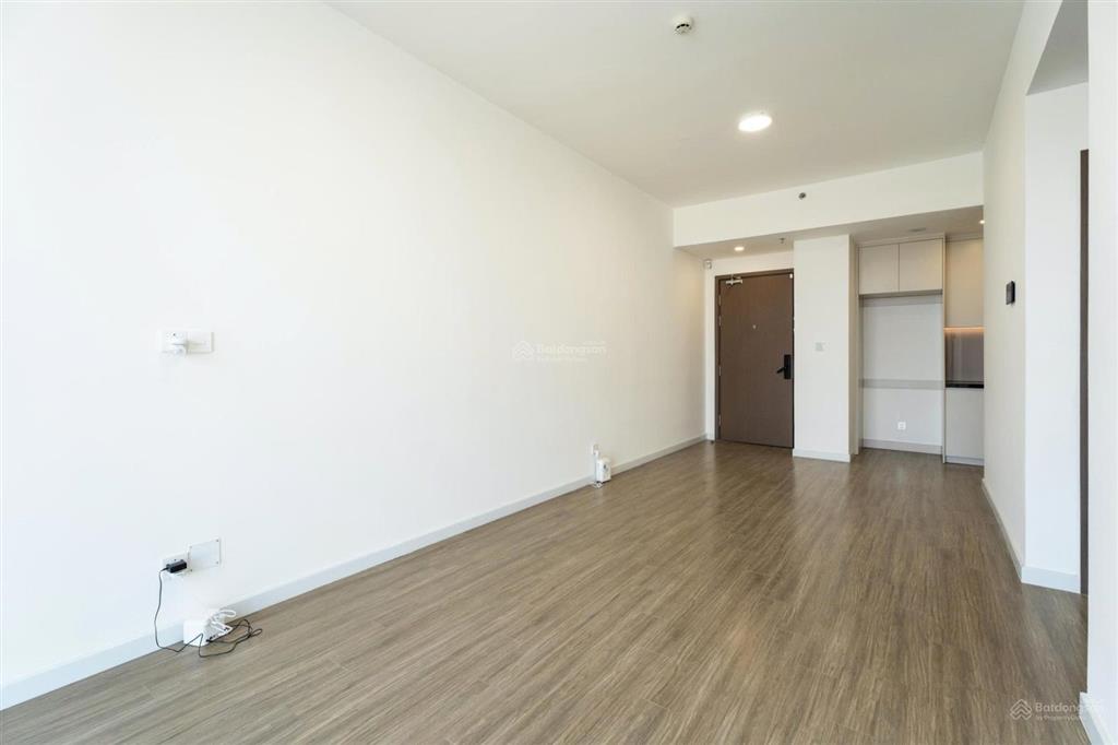 Cần bán căn hộ 56m2 giá 2,8 tỷ thuận tiện ra phạm văn đồng nhà mới hỗ trợ lãi suất vay 3 năm