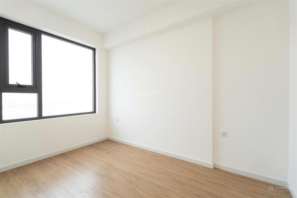 Cần bán căn hộ 56m2 giá 2,8 tỷ thuận tiện ra phạm văn đồng nhà mới hỗ trợ lãi suất vay 3 năm