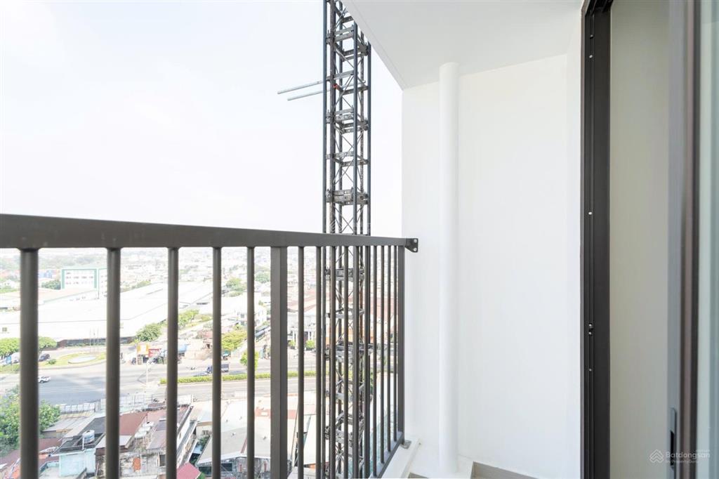 Cần bán căn hộ 56m2 giá 2,8 tỷ thuận tiện ra phạm văn đồng nhà mới hỗ trợ lãi suất vay 3 năm