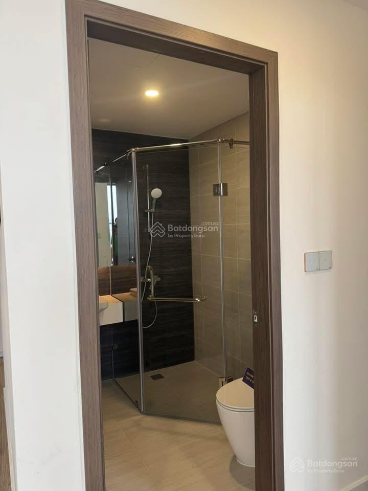 Cắt lỗ căn hộ 2 tỷ 550 chuẩn bị nhận nhà ở phạm văn đồng