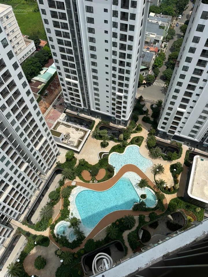 Bán căn hộ thiết kế 2pn ngay phạm văn đồng  bàn giao nội thất tiện ích cao cấp