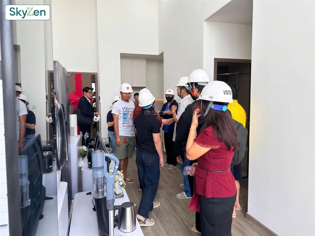 Vốn 350tr sở hữu căn hộ skyzen giá 2,1 tỷ  trục phạm văn đồng  bàn giao full nội thất