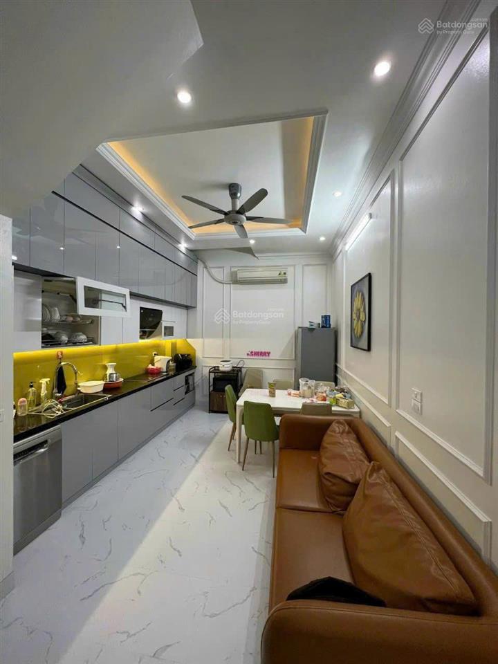 Nhà đẹp vị trí trung tâm, 2 mặt thoáng, phố vũ trọng phụng, thanh xuân, dt 43m2, 4t giá chỉ 10 tỷ