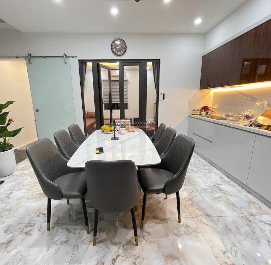 Siêu phẩm nhà đẹp, mặt ngõ nông, phố lê thanh nghị, hai bà trưng, dt 42m2, 4t, giá chỉ 9.75 tỷ