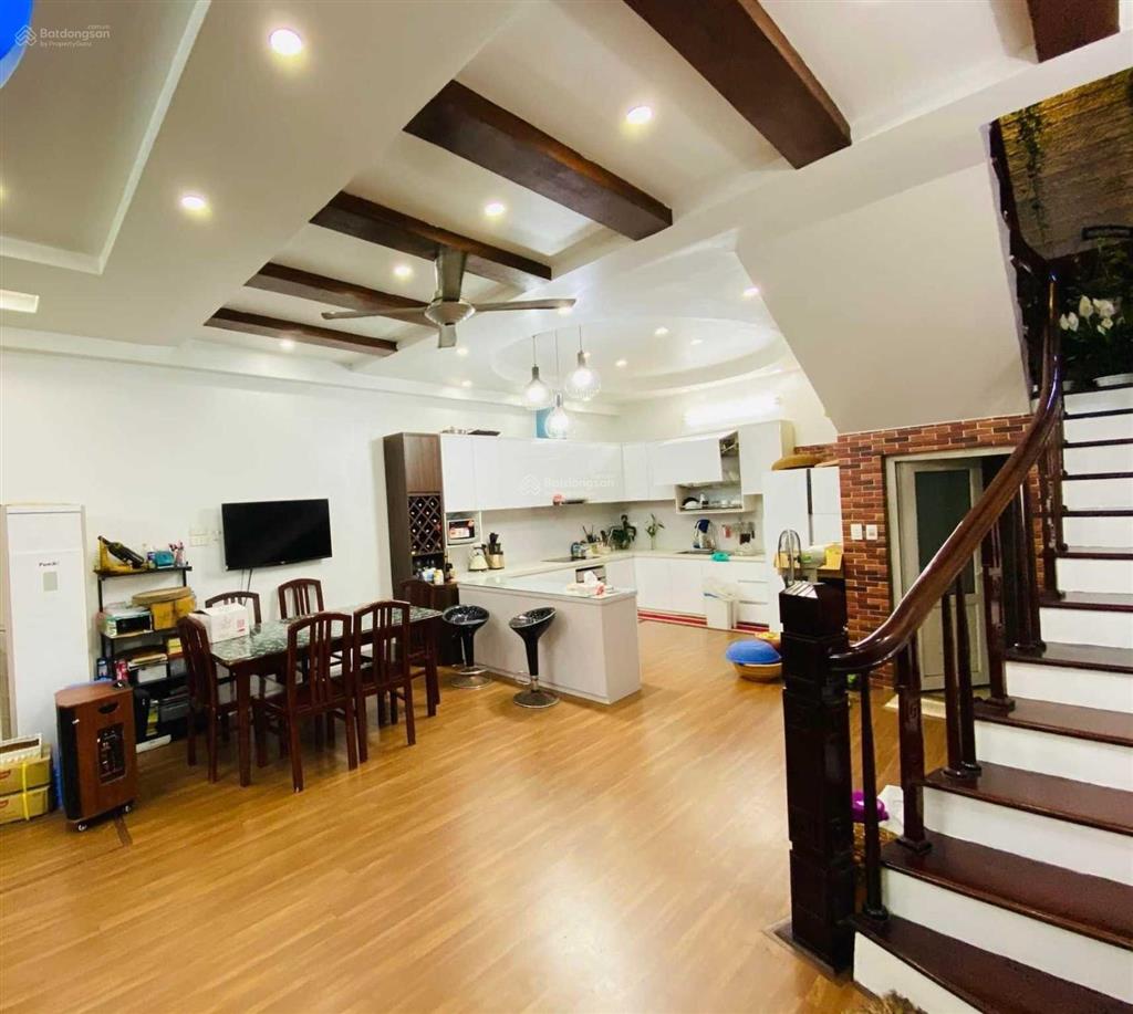 Bán nhà ngõ 120 đường kim giang, hoàng mai, dt 42m2, mặt ngõ thông kinh doanh, giá chỉ 8.95 tỷ