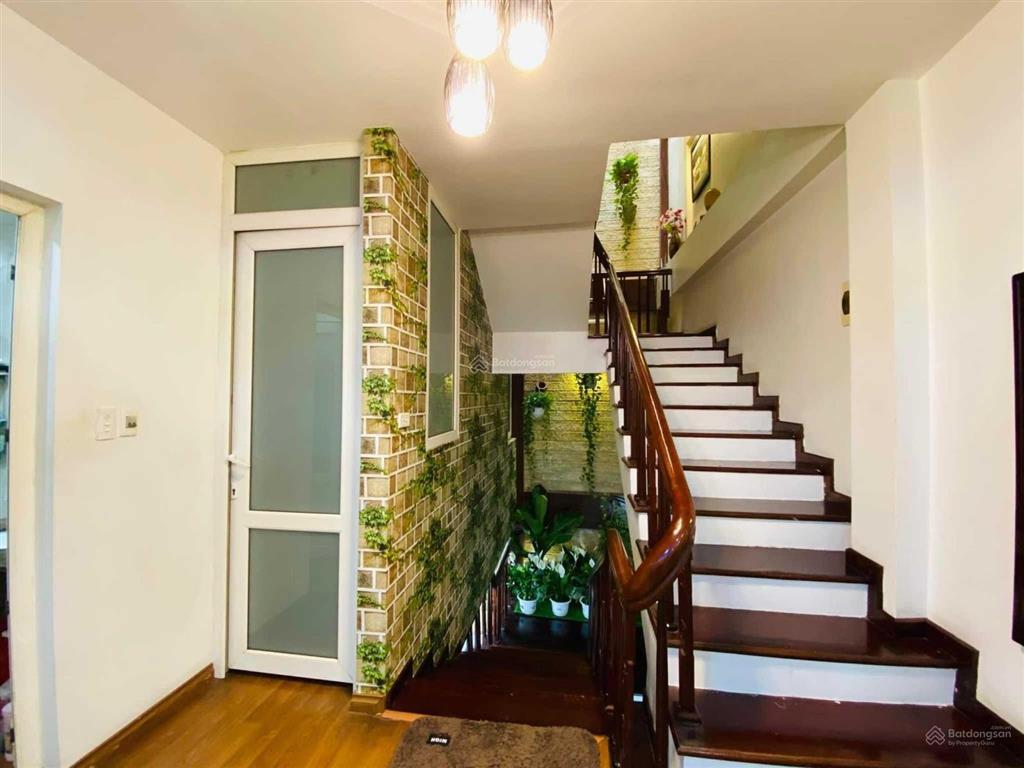 Bán nhà ngõ 120 đường kim giang, hoàng mai, dt 42m2, mặt ngõ thông kinh doanh, giá chỉ 8.95 tỷ