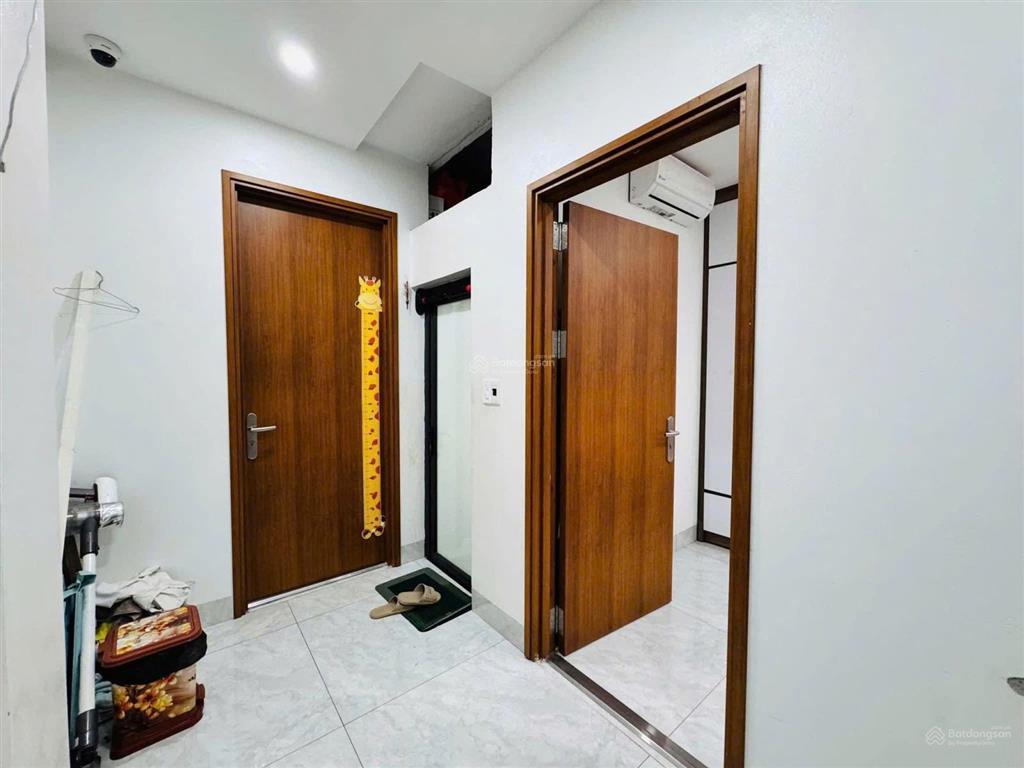 Chính chủ nhờ bán nhà đẹp dân xây, mặt ngõ phố quan nhân, thanh xuân, dt 42m2, 4t, chỉ 9.2 tỷ