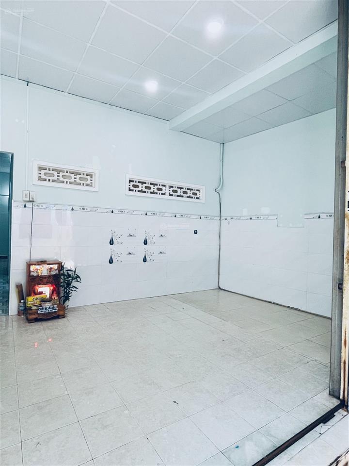 Cho thuê nhà 2 phòng ngủ  1wc mới sơn (không nhận trung gian)