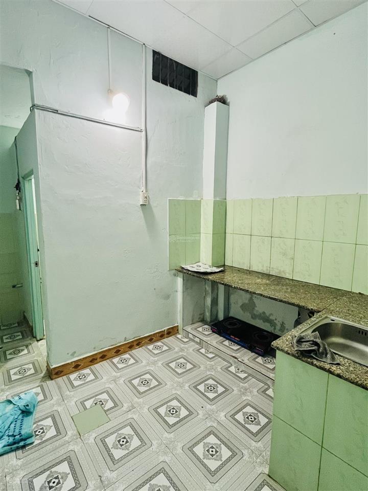 Cho thuê nhà 2 phòng ngủ  1wc mới sơn (không nhận trung gian)