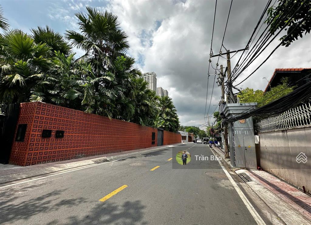 Siêu vị trí  góc 2mt đường thảo điền, phường thảo điền, q2. 14x23 cn190m. hđt150/th. giá 90 tỷ