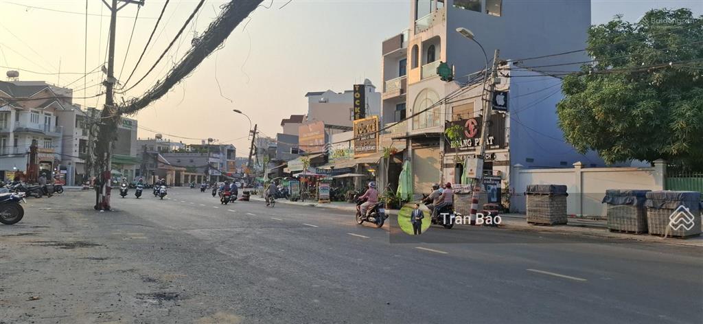 Rẻ nhất thị trường. nhà 2 mặt tiền nguyễn thị định, q2  15x45m, 750m xd hầm 10 tầng  giá 83 tỷ