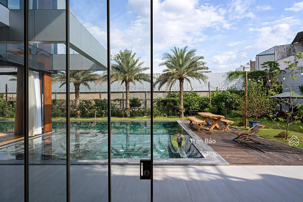 Bất động sản thượng lưu. biệt thự vip thủ thiêm villa  thạnh mỹ lợi q2. 25x22m cn 550m2. giá 92 tỷ
