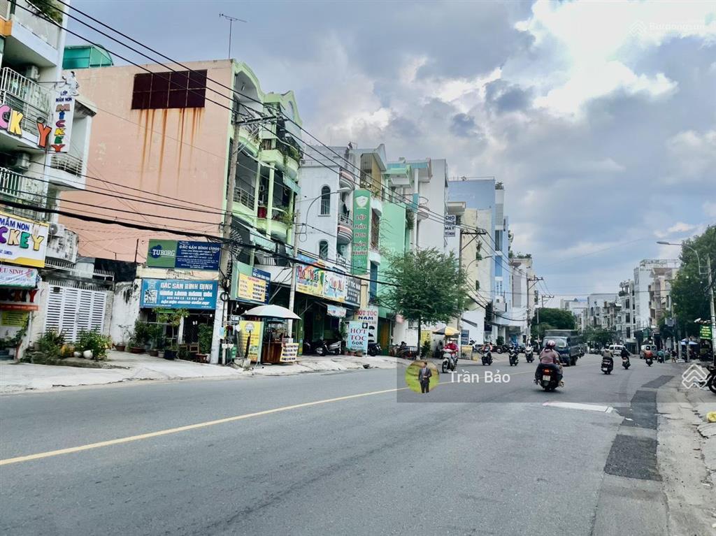 Quá rẻ. bán nhà 2mt đường nơ trang long, bình thạnh. 4,5x23 cn100m. ctxd hầm  7 tầng