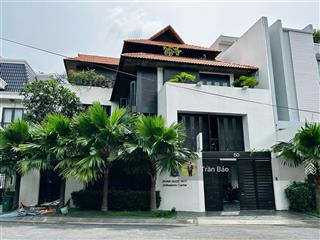 Rẻ nhất. khuôn biệt thự mt ngay công viên cao đức lân, an phú, q2. 10x20 cn 200m. giá chỉ 45 tỷ
