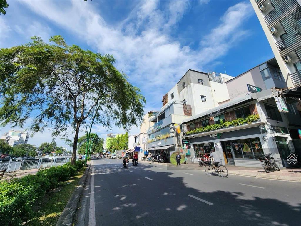 Tài sản đầu tư vip ở q3.  góc 2mt trường sa. chuỗi thương hiệu thuê  26x10m  3 tầng  giá 75 tỷ