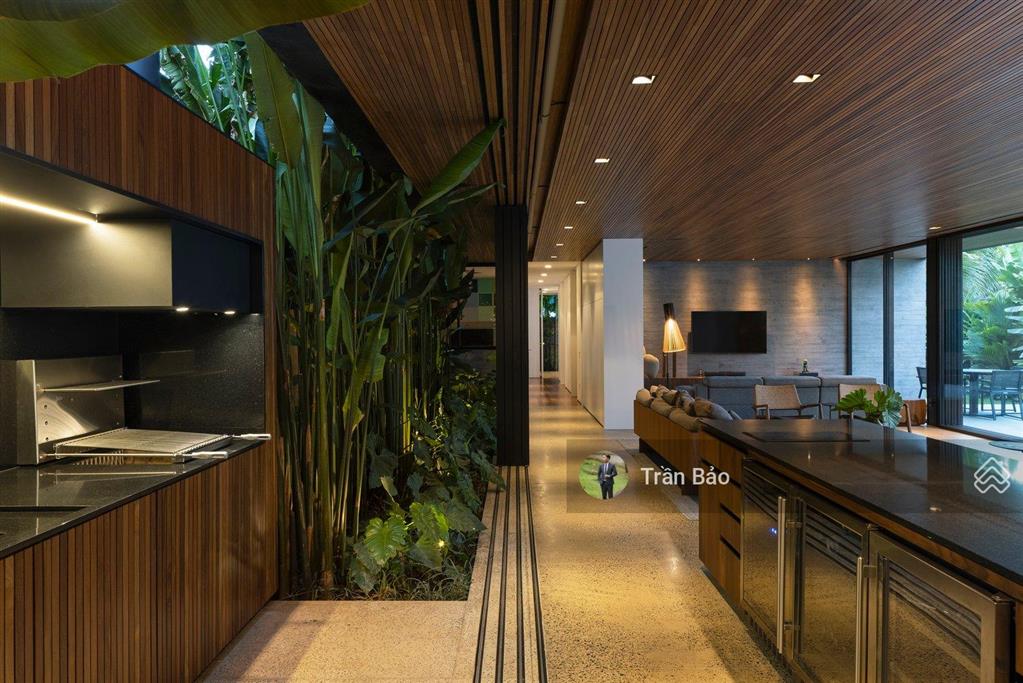 Hiếm. biệt thự hồ bơi, sân vườn khu compound ven sông sg. thảo điền, q2. 15x21m. 3 tầng. giá 115 tỷ