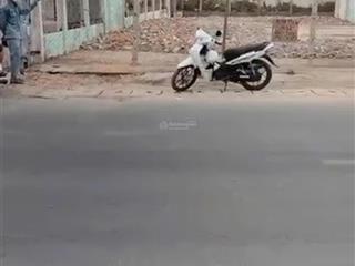 Lô góc 2 mặt tiền mũi né, phan thiết. dt gần 325m2. giá 50 triệu đồng/m2 (16.3 tỷ)