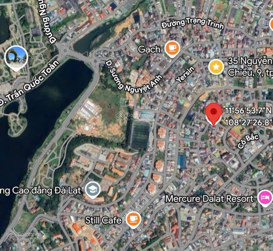 Biệt thự mới tp đà lạt, khu phố sang trọng, cảnh quan đẹp, gần hồ xuân hương. giá 21 tỷ