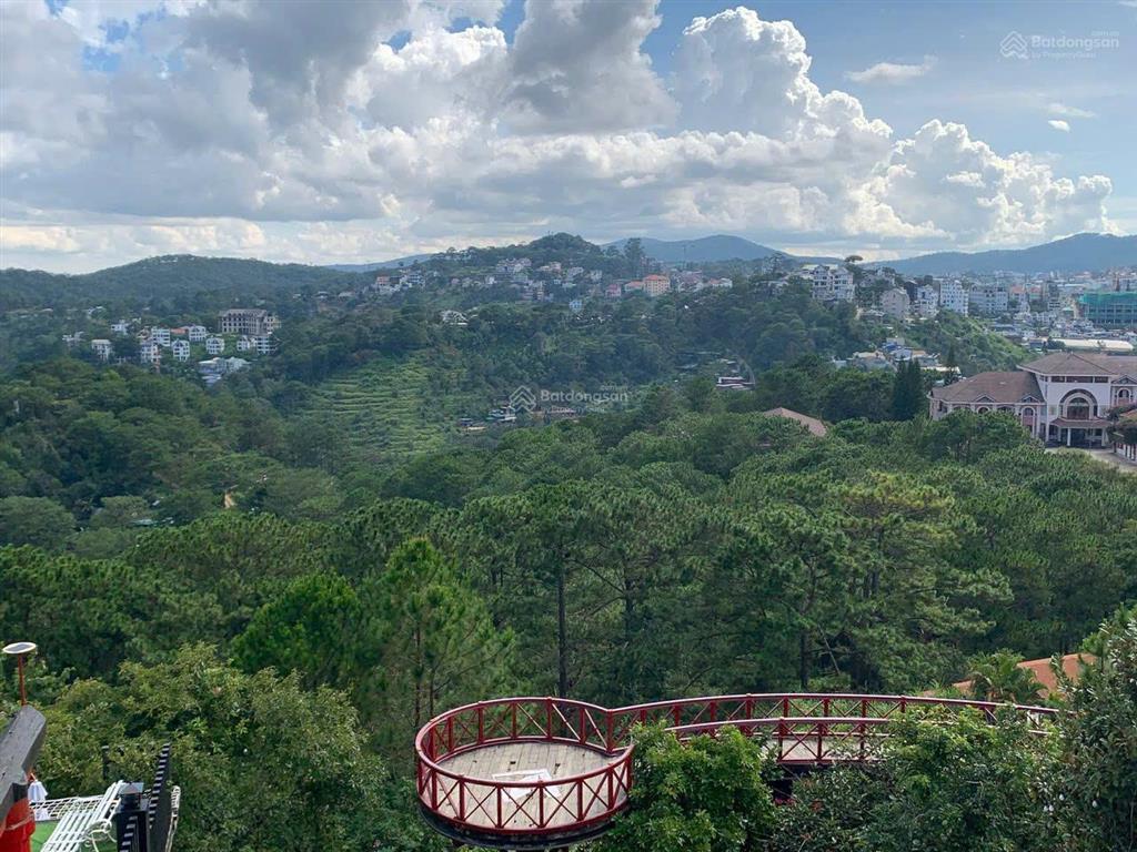 Đất đẹp xây khách sạn 5 sao, dt 6.990m2, dts 16.120m2, trung tâm tp đà lạt, view đẹp toàn cảnh