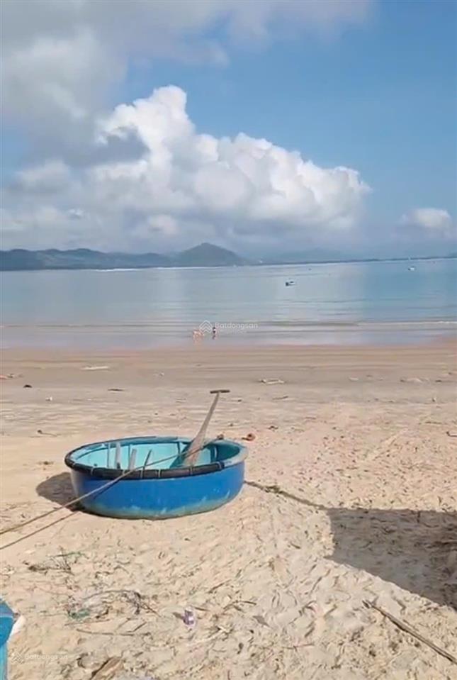 Bán đất mặt đường trục chính tdp từ nham, sông cầu phú yên, kinh doanh tốt. cách biển 50m đi bộ