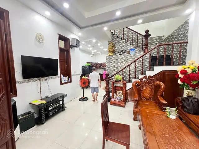 Bán nhà 88m ngang 6,7x13 xe hơi 4 chỗ  huỳnh tấn phát q7 xây cực kỳ tâm huyết  chỉ 8 tỷ x