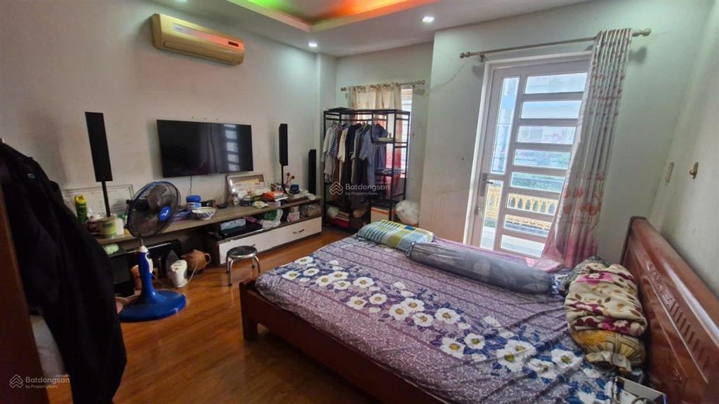 Bán gấp nhà phố 5 tầng kdc vip  sát phú mỹ hưng  chỉ 8 tỷ (nhỏ xíu)