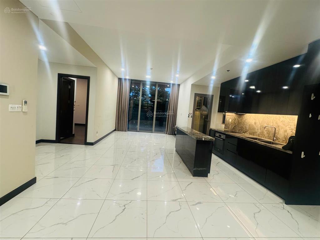 Cần bán nhanh căn hộ 2pn empire city thủ thiêm giá 19,3 tỷ all . huỳnh thư 0905 724 ***