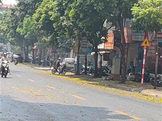 Bán nhà ngô xuân quảng, trâu quỳ, gia lâm, dt 250m, 3 tầng, mặt tiền 8m, kinh doanh, giá 50,x tỷ.