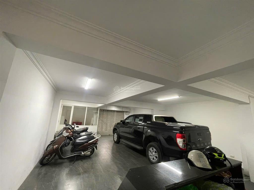 Bán biệt thự thạch bàn, long biên dt 140m, 7 tầng, thang máy, mt 7m, kinh doanh, nhỉnh 32 tỷ
