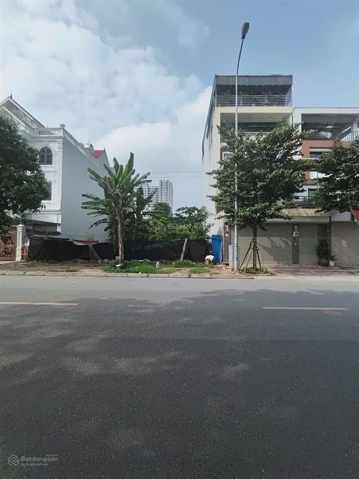 Bán đất khu 31ha, trâu quỳ, gia lâm, dt 109m, mt 7m, ô tô tránh,kinh doanh, giá 20,350 tỷ( có tl)
