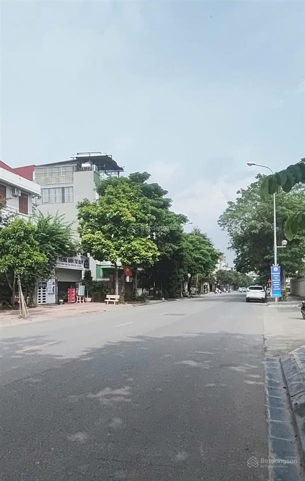 Bán đất nguyễn mậu tài, trâu quỳ, gia lâm, dt 120m, mt 9,2m, ô tô tránh, kinh doanh, giá 25,x tỷ.