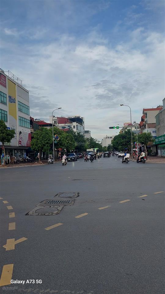 Bán đất tđc nguyễn mậu tài, trâu quỳ, gia lâm, dt 55m, mt 4,2m, ô tô tránh, vỉa hè, giá 11,x tỷ.