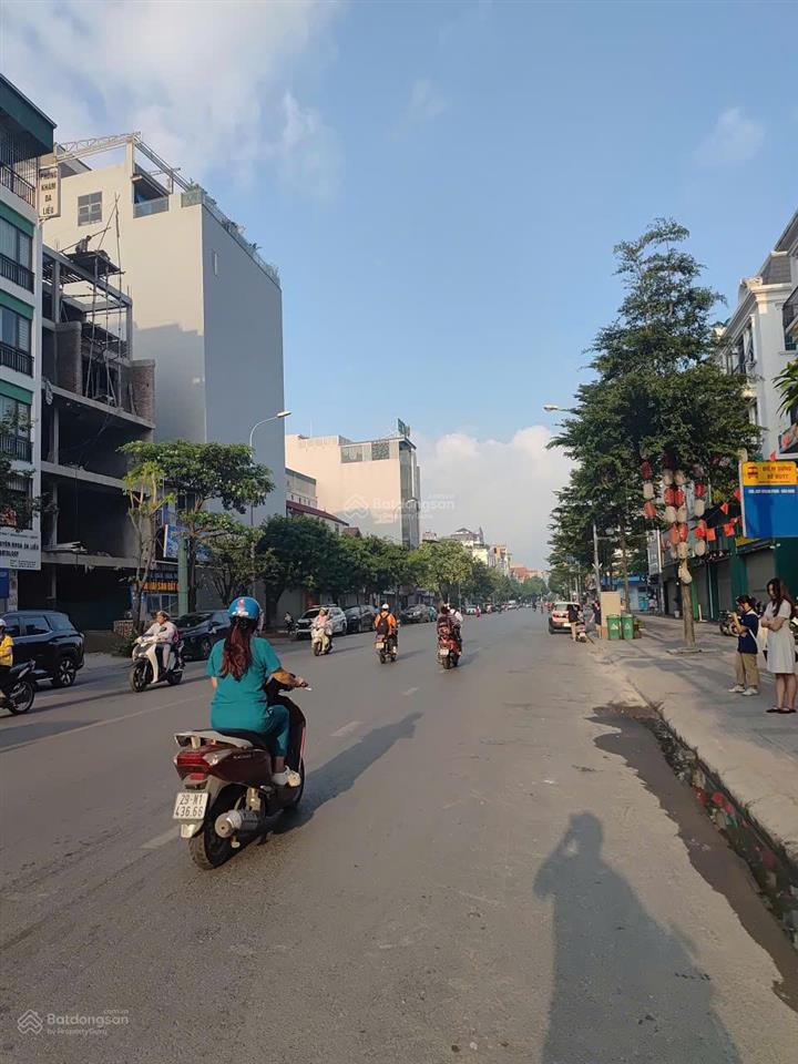 Bán đất nguyễn khiêm ích, khu 31ha, trâu quỳ, gia lâm, dt 100m, mt 7,1m, ô tô tránh, nhỉnh 18 tỷ