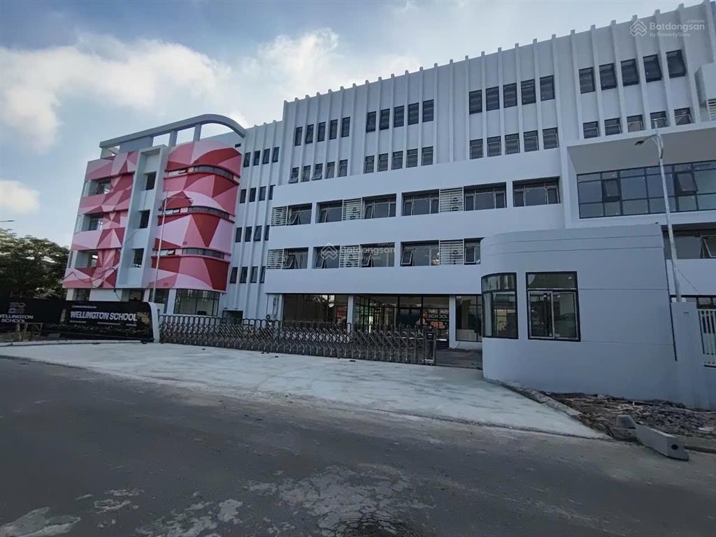 Bán gấp nhà ngô xuân quảng, trâu quỳ, gia lâm, diện tích 145m, ô tô tránh, kinh doanh, giá 20,x tỷ.