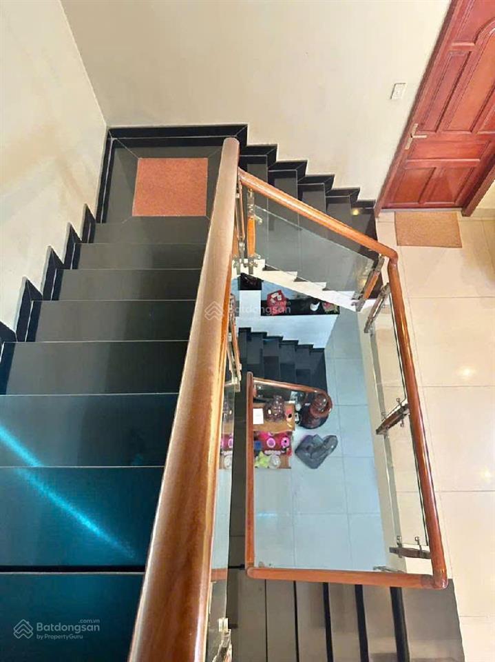 Nhà mới 3 tầng st, gara oto, 130m2 (5.5x24m) ngay phan anh, tô hiệu, giáp q6