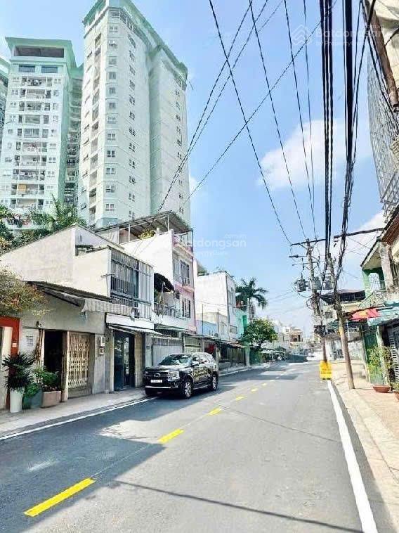 Mặt tiền hẻm 12m, nhà 4 tầng n4x18m, ngay richstar hòa bình, q. tân phú