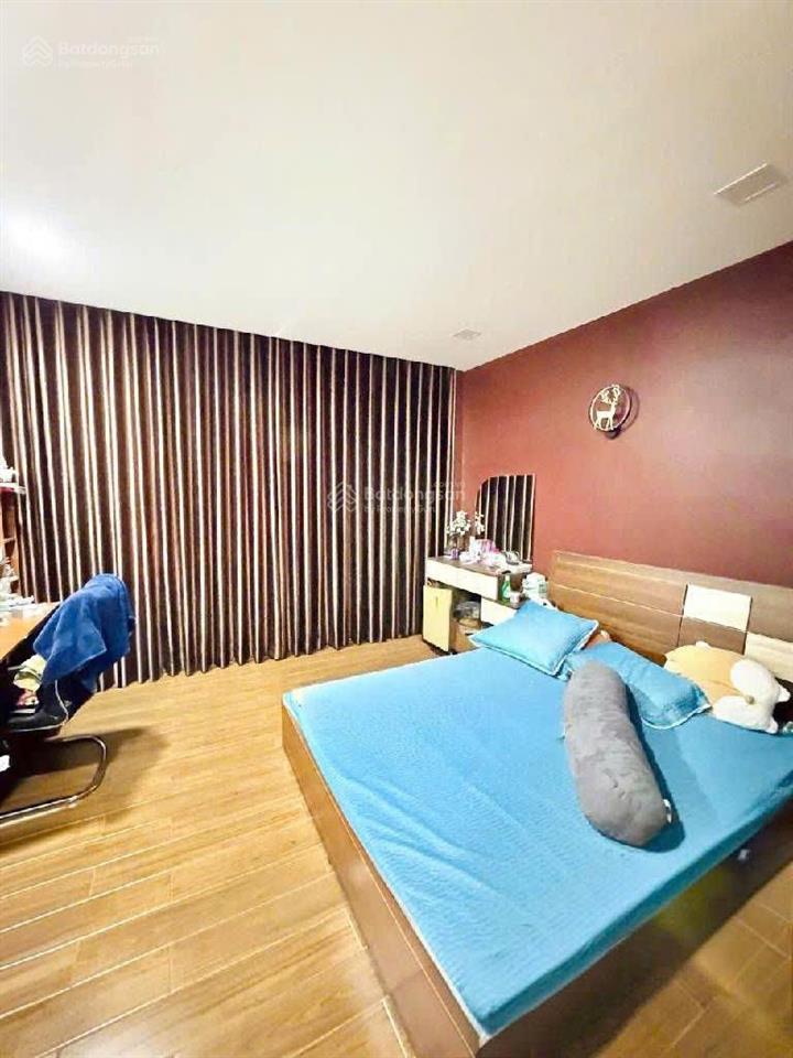 Mặt tiền hẻm 12m, nhà 4 tầng n4x18m, ngay richstar hòa bình, q. tân phú