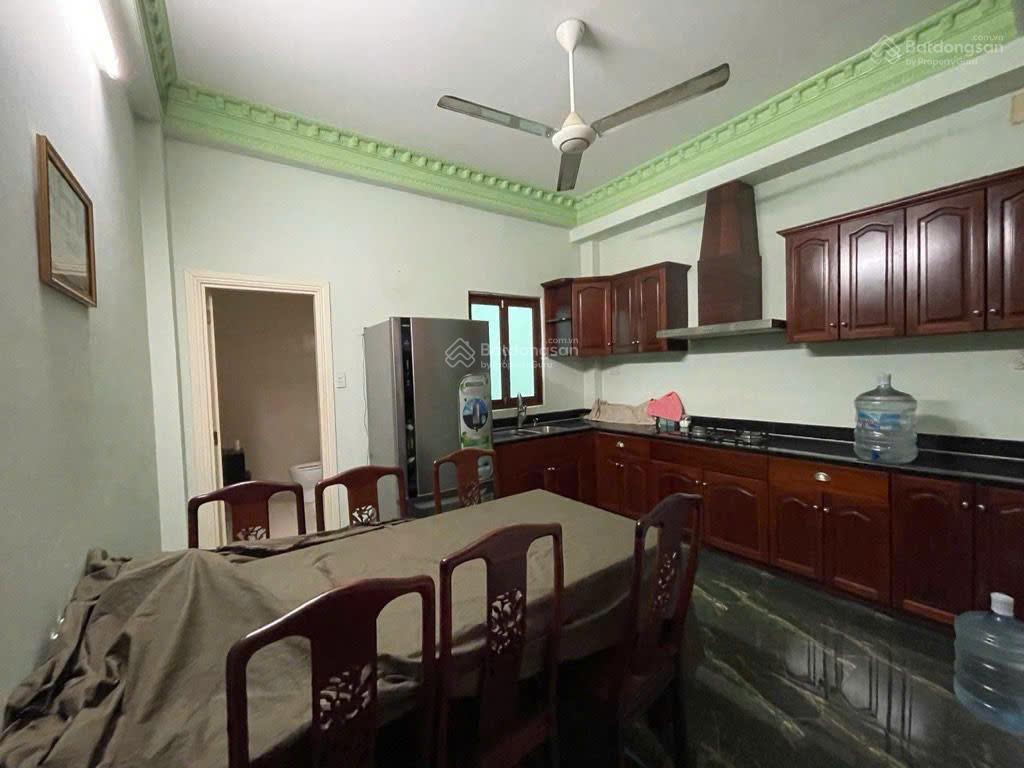 Q. tân phú, mặ.t t.iền khu chợ cây keo, trệt 3lầu, 4.2x18m, đa công năng sử dụng