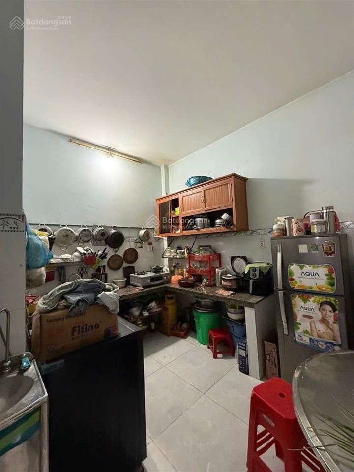 Phố tô hiệu, q. tân phú, giáp q.6 nhà trệt lầu, 72m (4x18m) hxh 6m oto vô nhà