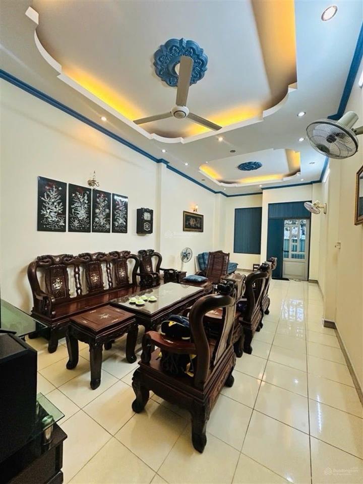 Mặt tiền gò dầu, q. tân phú, 4 tầng st, 4x19m, vỉa hè 4m, kinh doanh sầm uất đa ngành nghề